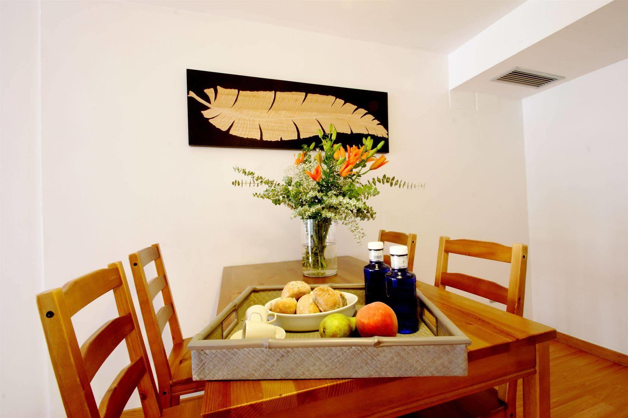 Short Stay Group Liceu Serviced Apartments Barcelona Zewnętrze zdjęcie