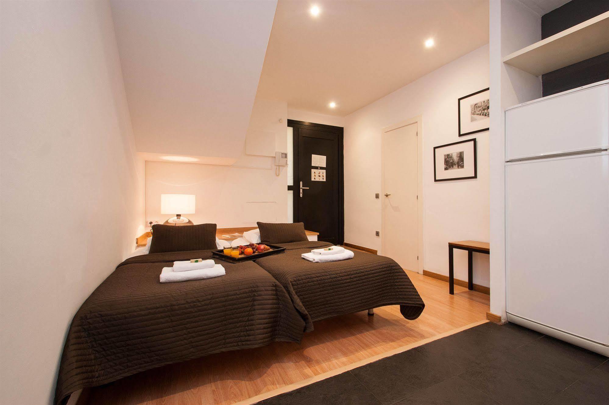 Short Stay Group Liceu Serviced Apartments Barcelona Zewnętrze zdjęcie